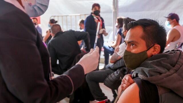 Vacunación con Sputnik V