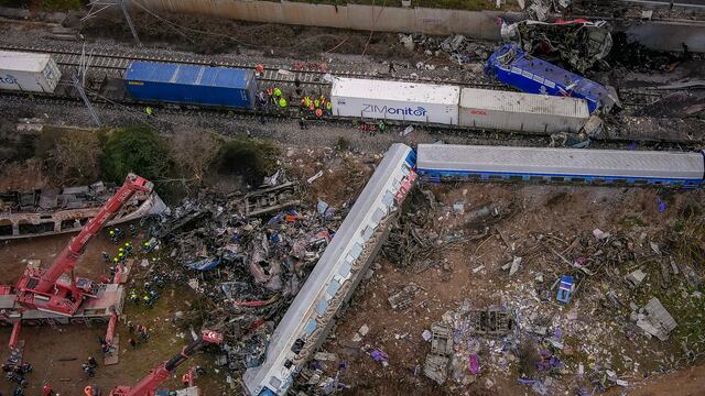 Choque de trenes en Grecia