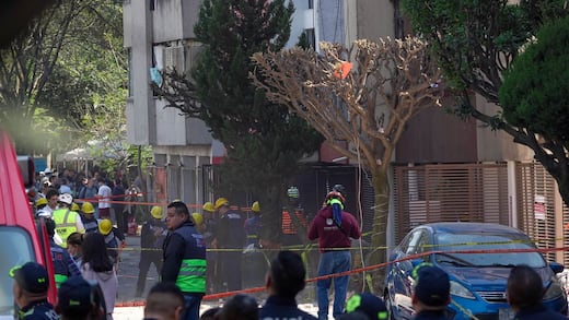 Edificio de Paseos de Taxqueña será desalojado tras explosión, confirman vecinos