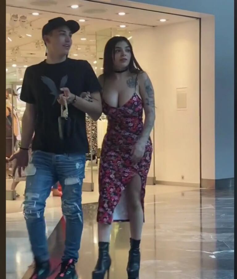 ¿Ya la odian? Karely Ruiz se queja de que le sacan lo malo