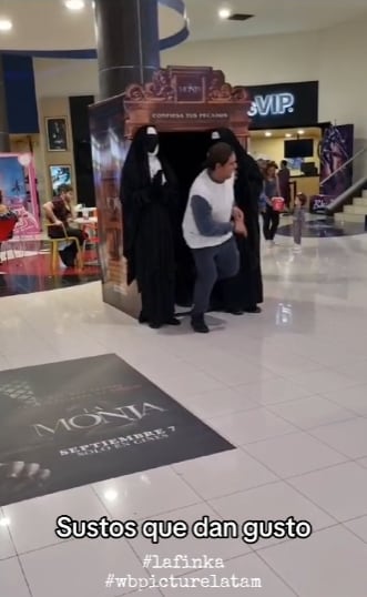 Lo asustan antes de ver La Monja 2