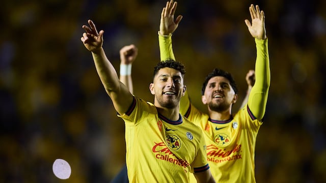 Sebastián Cáceres y Diego Valdés con el Club América.