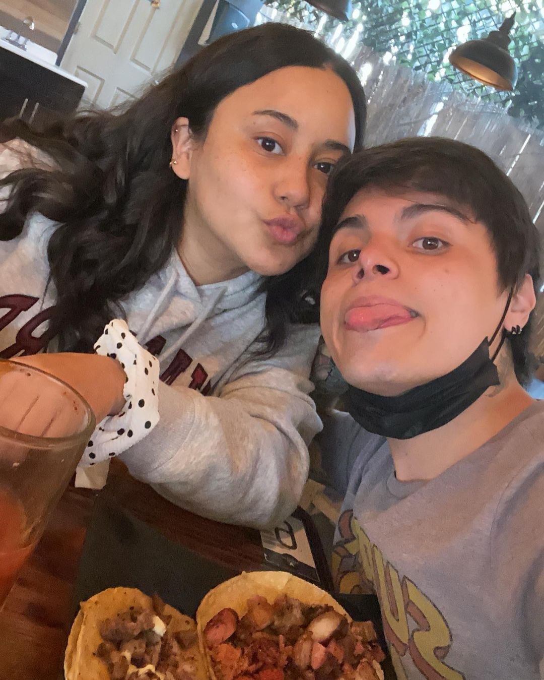 Miku y Mane, parejas de youtubers.