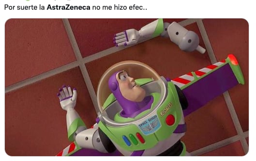 Memes del refuerzo de la vacuna AstraZeneca