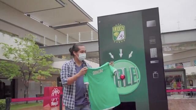 Ormeño fue presentado con el Club León