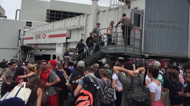 Desalojan aeropuerto de Miami por presunta amenaza de bomba