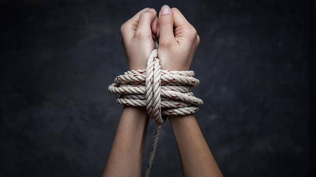 Esclavitud. El capitalismo no nació limpio ni espontáneo: nació manchado de sangre.