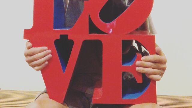 El multimillonario busca una mujer para que lo acompañe a la Luna