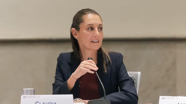 Claudia Sheinbaum en reunión con banqueros de México