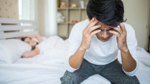 Hombre con problemas de disfunción eréctil