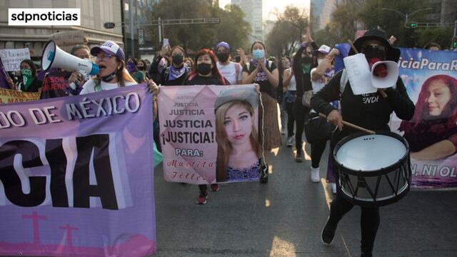 Contingente de familias de mujeres víctimas de violencia