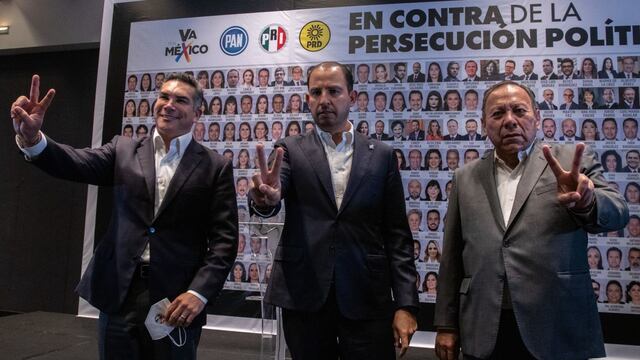 "Va por México". Líderes de los partidos PRI, PAN y PRD