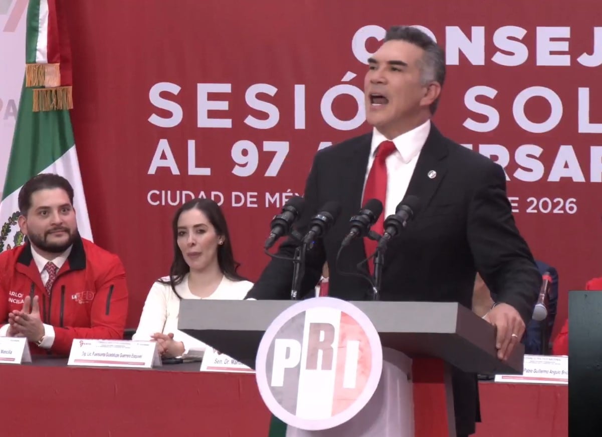 Alito Moreno comete error en vivo y menciona a Eruviel Ávila por equivocación