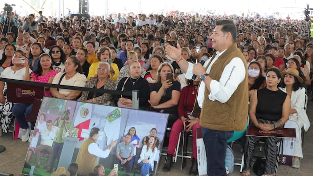 Alejandro Armenta entrega recursos para 508 proyectos de Obra Comunitaria en Puebla.