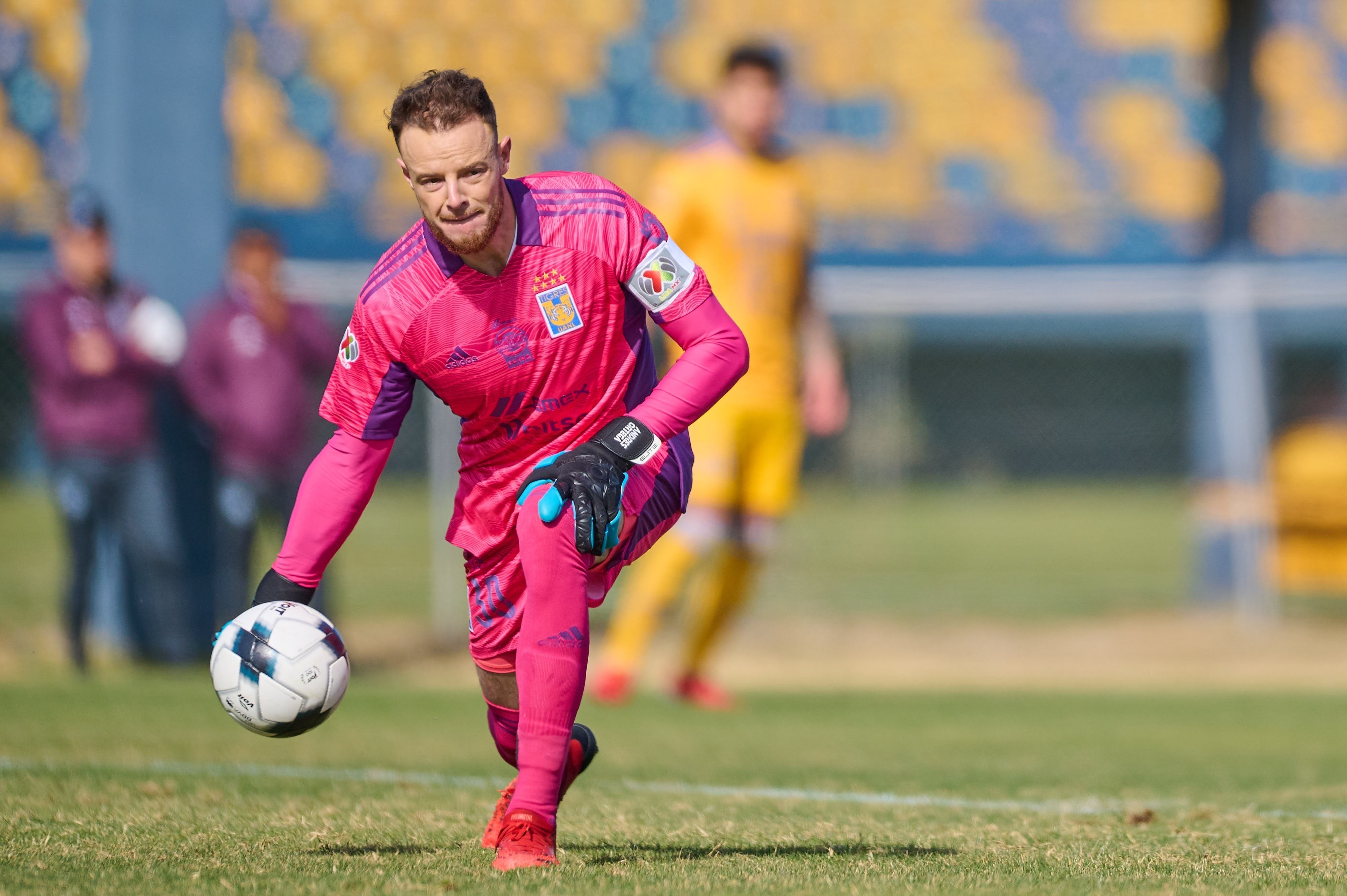 Miguel Ortega, portero suplente de los Tigres.