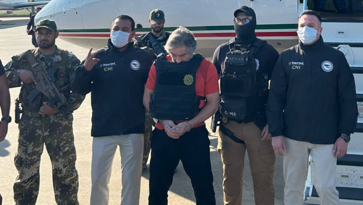 Trasladan a Hernán Bermúdez Requena a México
