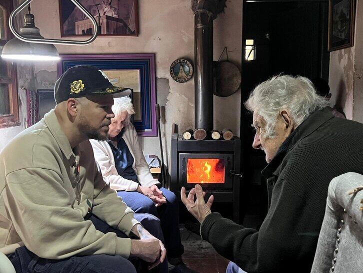 Pepe Mujica y Residente se reunen