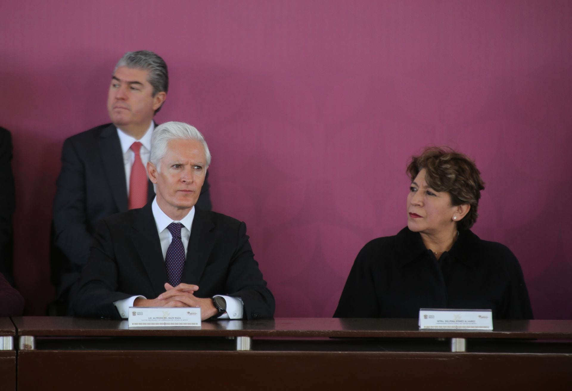 Grupo Atlacomulco reaparece con Delfina Gómez en evento del Estado de México