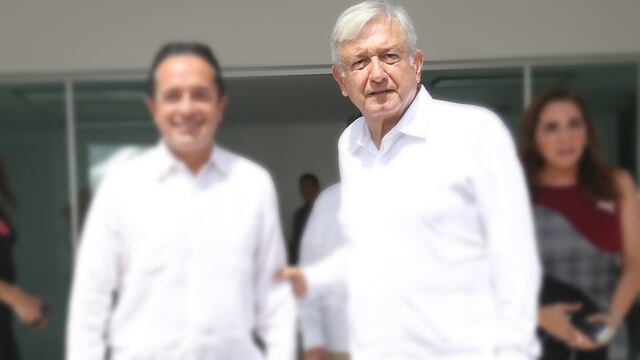 El gobernador Carlos Joaquín González y el presidente electo Andrés Manuel López Obrador