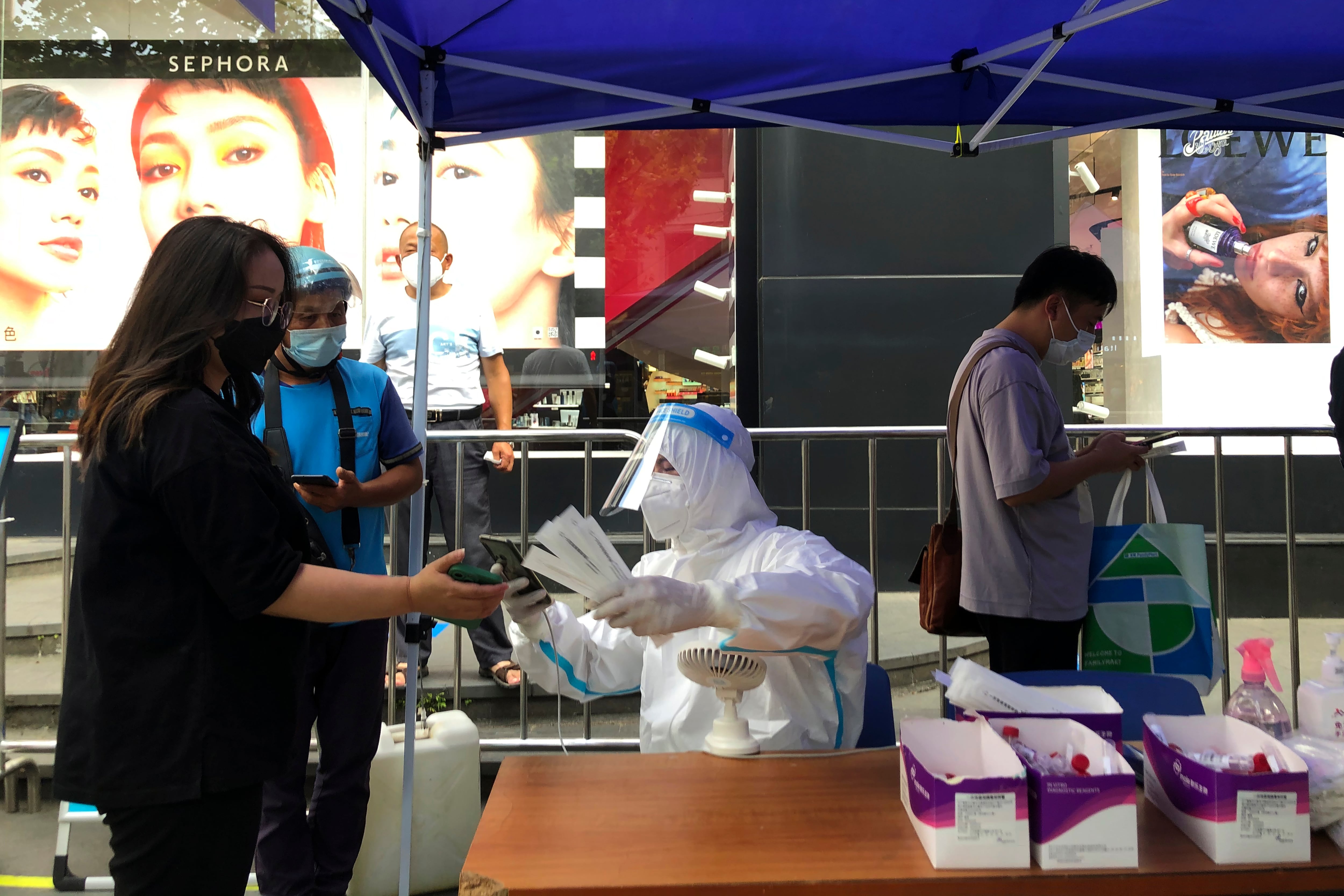 Detectan nueva subvariante de Ómicron en Shanghái