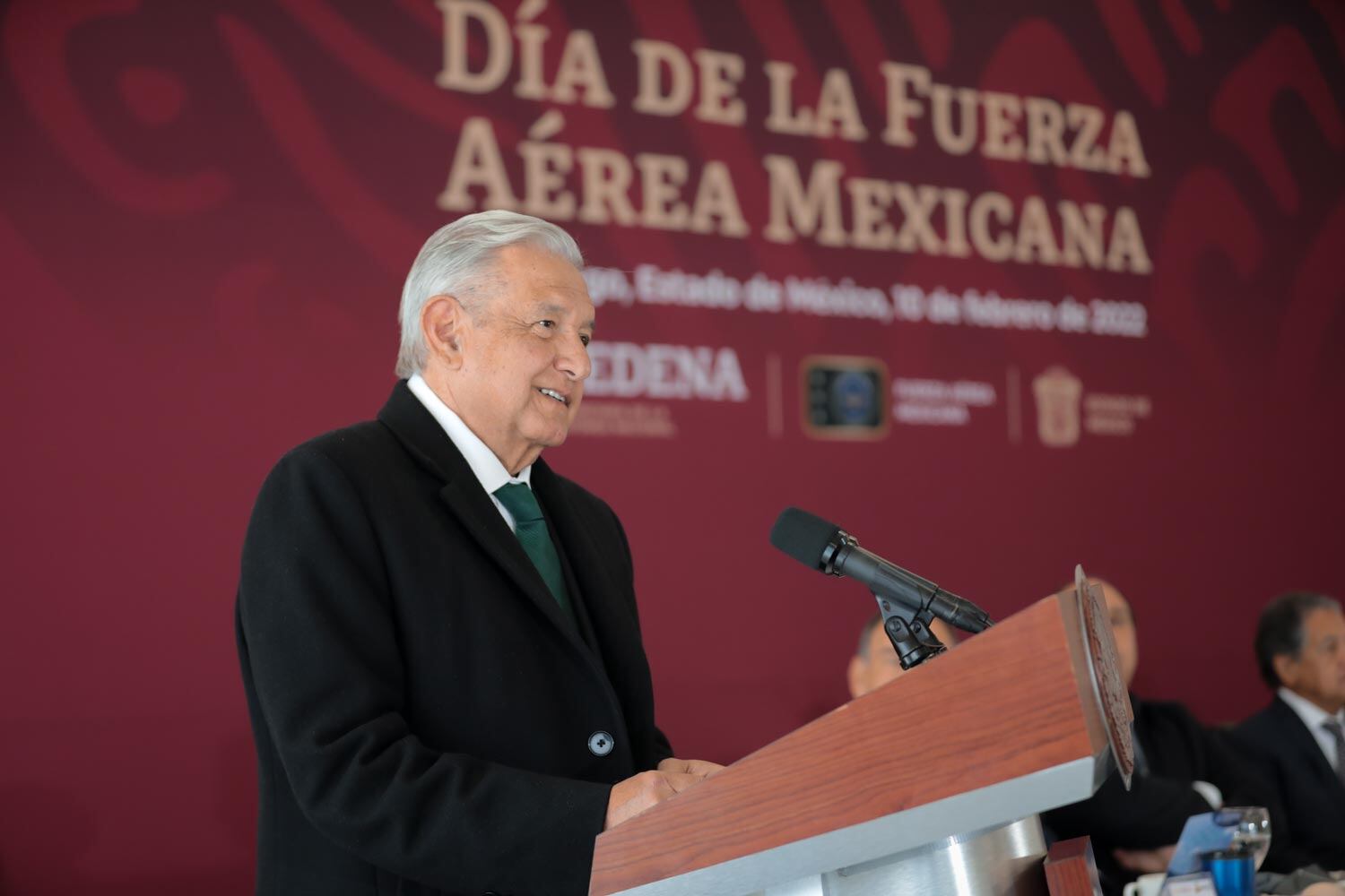 AMLO anuncia creación de empresa militar
