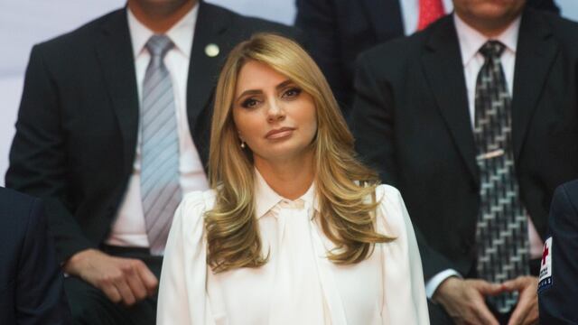 Angélica Rivera. Divertido baile.