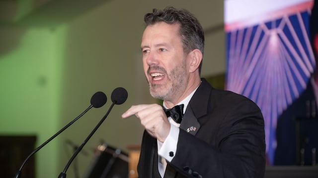 Larry Rubin, presidente de AmSoc planteó un mecanismo de cooperación bilateral para combatir al crimen organizado.