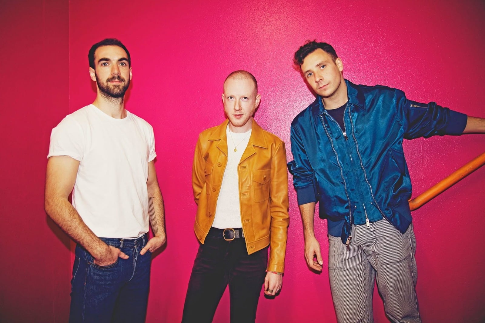 Two Door Cinema Club en concierto