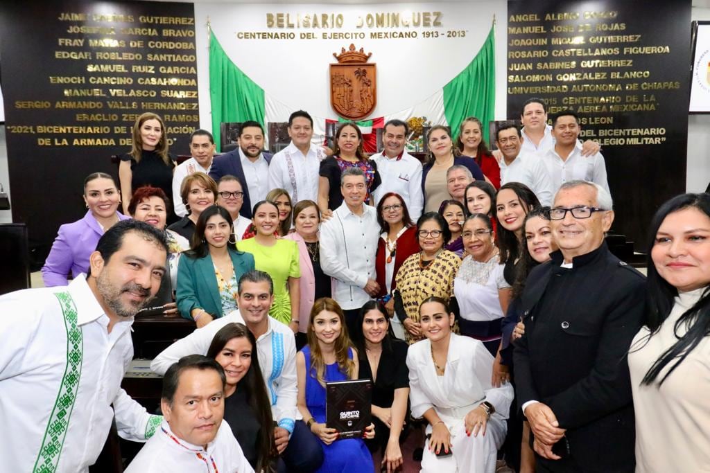 Rutilio Escandón presentó su Quinto Informe de Gobierno en Chiapas