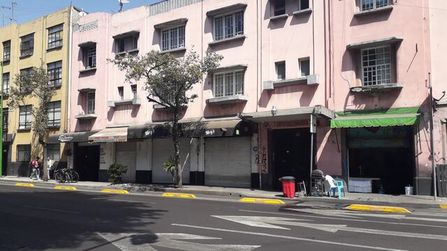 Negocios cerrados y calles vacías por Paro de Mujeres