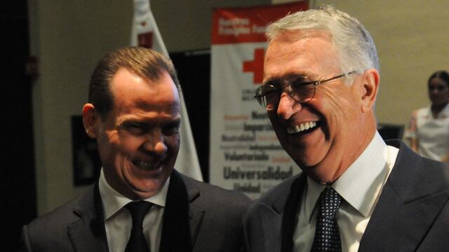 Olegario Vázquez Aldir y Ricado Salinas Pliego