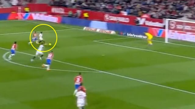 Tecatito Corona dio una asistencia