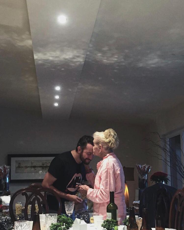 Chumel Torres y su abuela