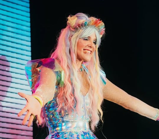 Natalia Alcocer presenta a "Viki", su nuevo personaje infantil