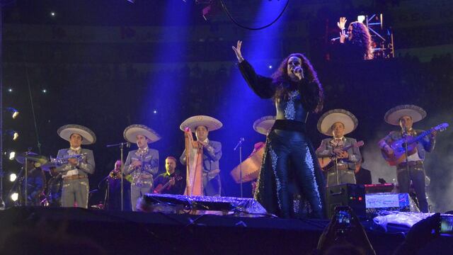 Edith Márquez en concierto.