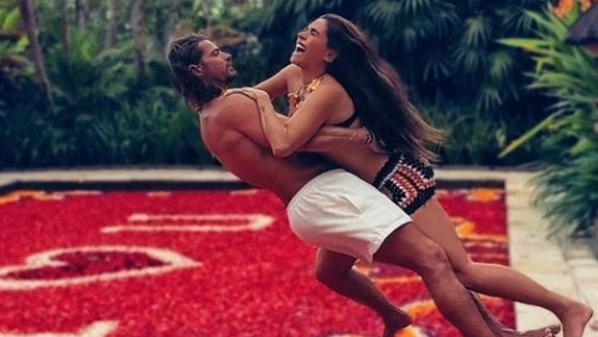 Galilea Montijo e Isaac Moreno