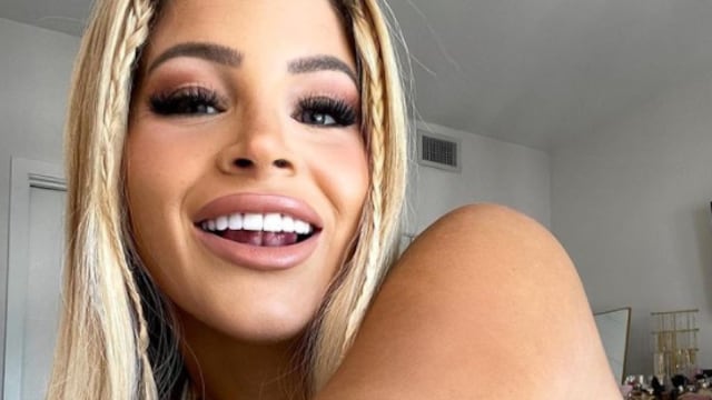 Neyleen Ashley, modelo con los senos más grandes de EU