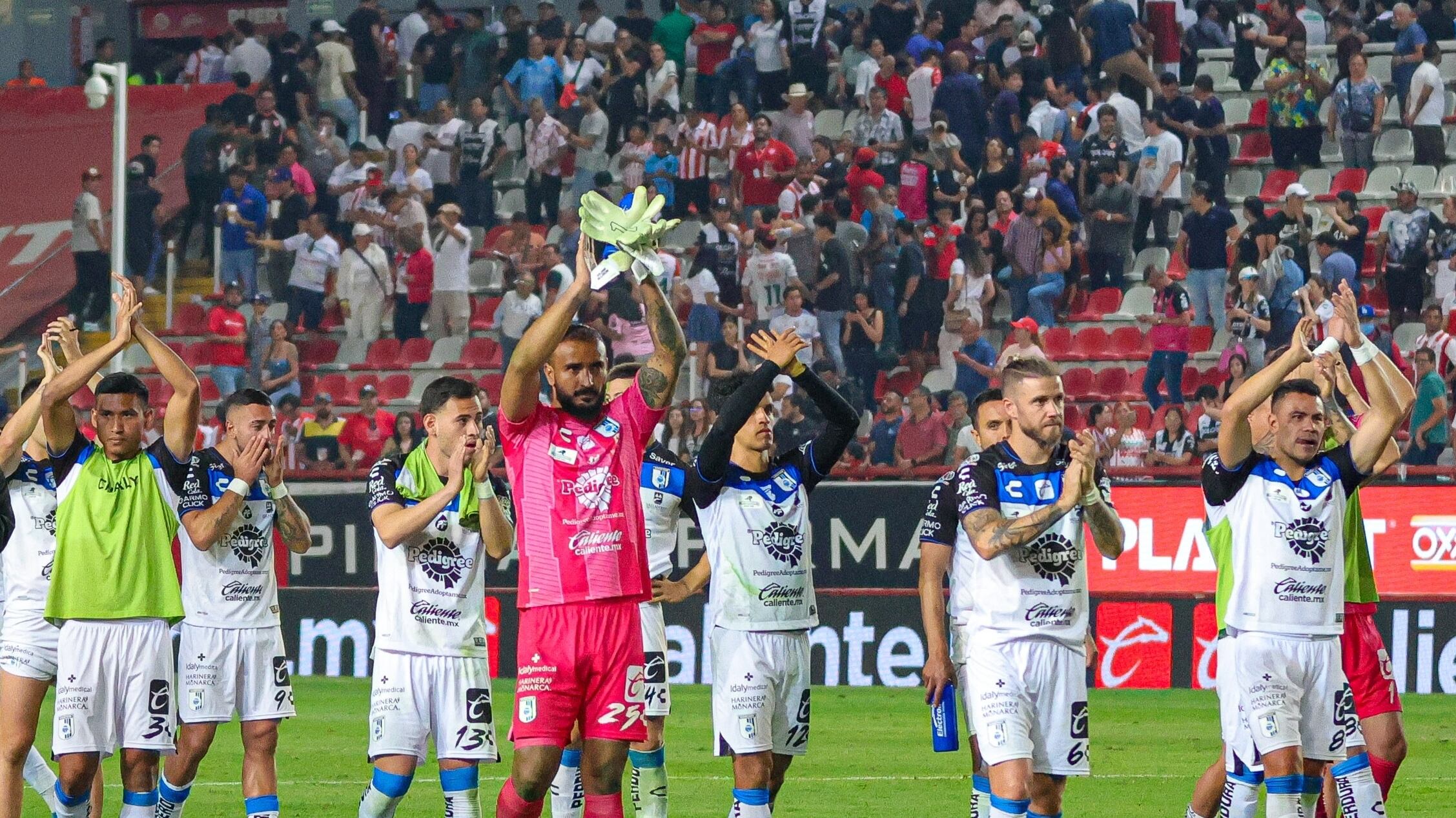 Club Querétaro repatria a mexicano que estaba en Europa: ¿De quién se trata?