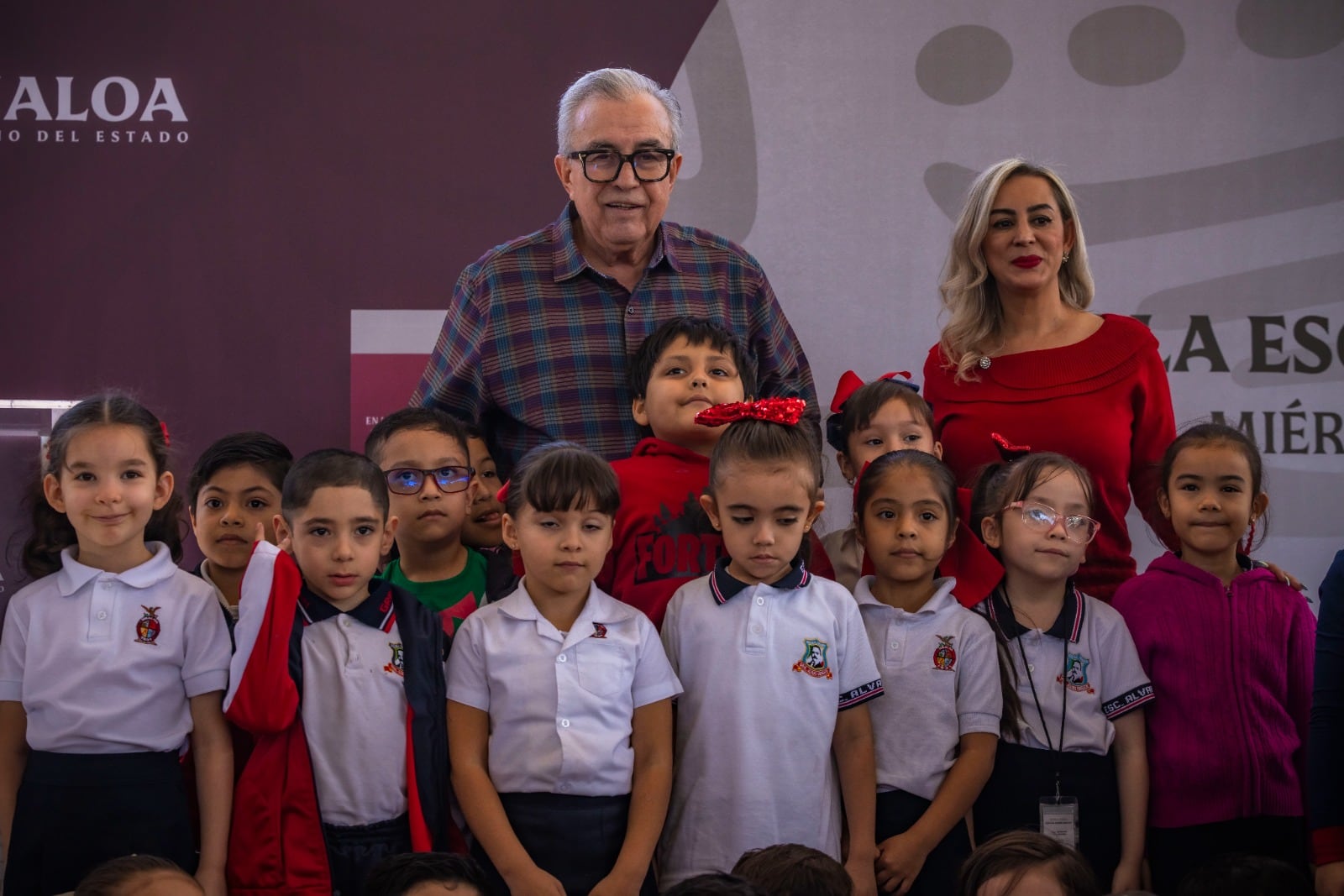 Escuela Álvaro Obregón estrena techumbre y barda con apoyo de Rubén Rocha.