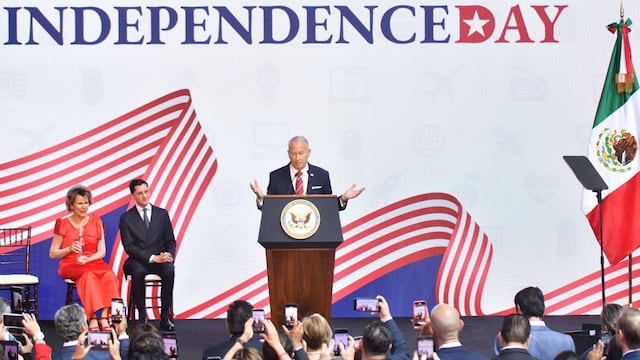 Ronald Johnson, embajador de los Estados Unidos en México, ofreció un mensaje con motivo del 250 aniversario de la Independencia de los Estados Unidos