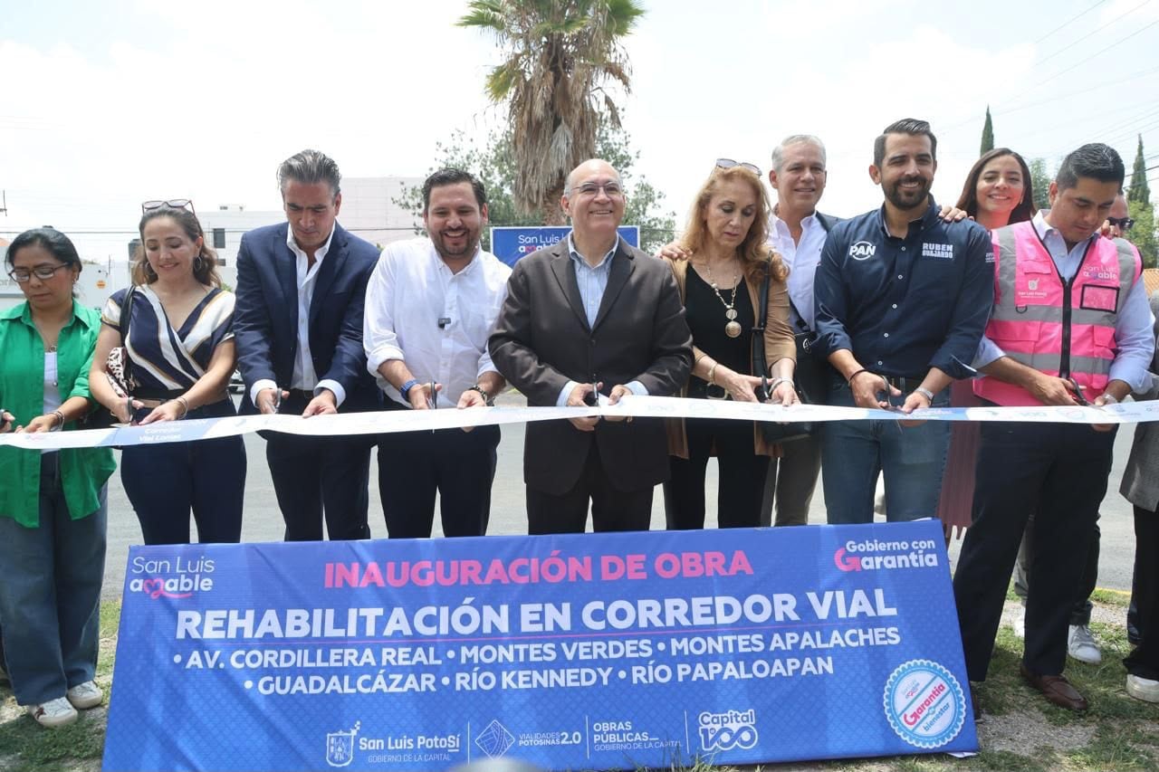 Enrique Galindo entrega corredor vial en Lomas para mejorar movilidad, seguridad e imagen urbana.