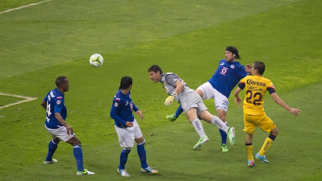 Épico gol de Moisés Muñoz en la final entre América y Cruz Azul del 2013