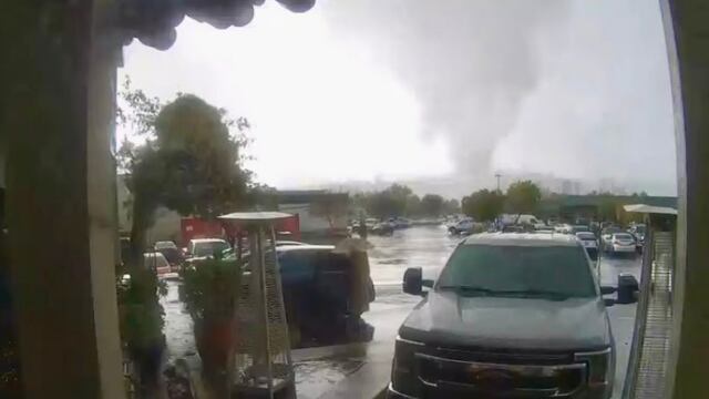 Tornado en California desata pánico