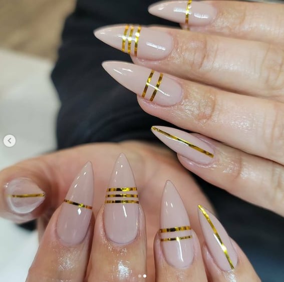 Uñas de Chiquis Rivera.