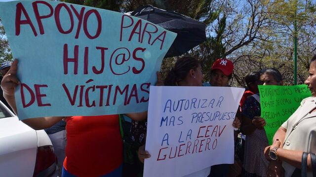 Protesta de familiares de desaparecidos en Guerrero
