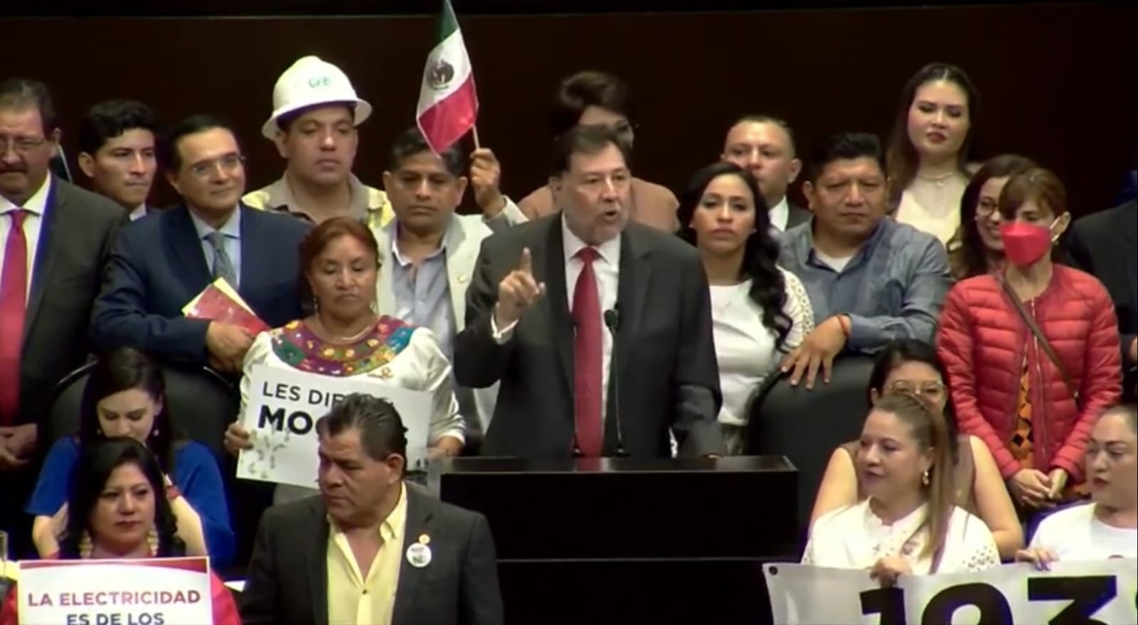 Gerardo Fernández Noroña en discusión de la Reforma Eléctrica de AMLO