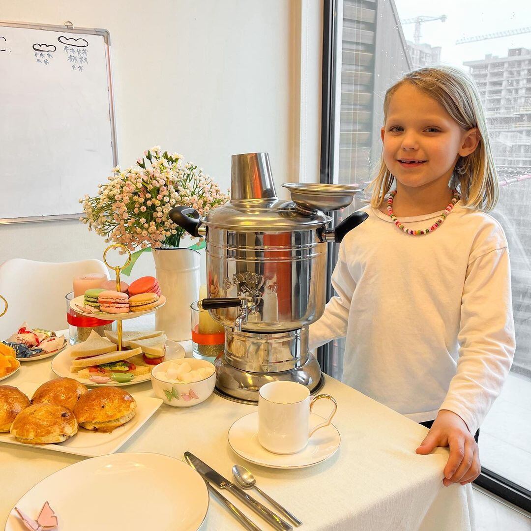 Hija mayor de Christina Ozturk.