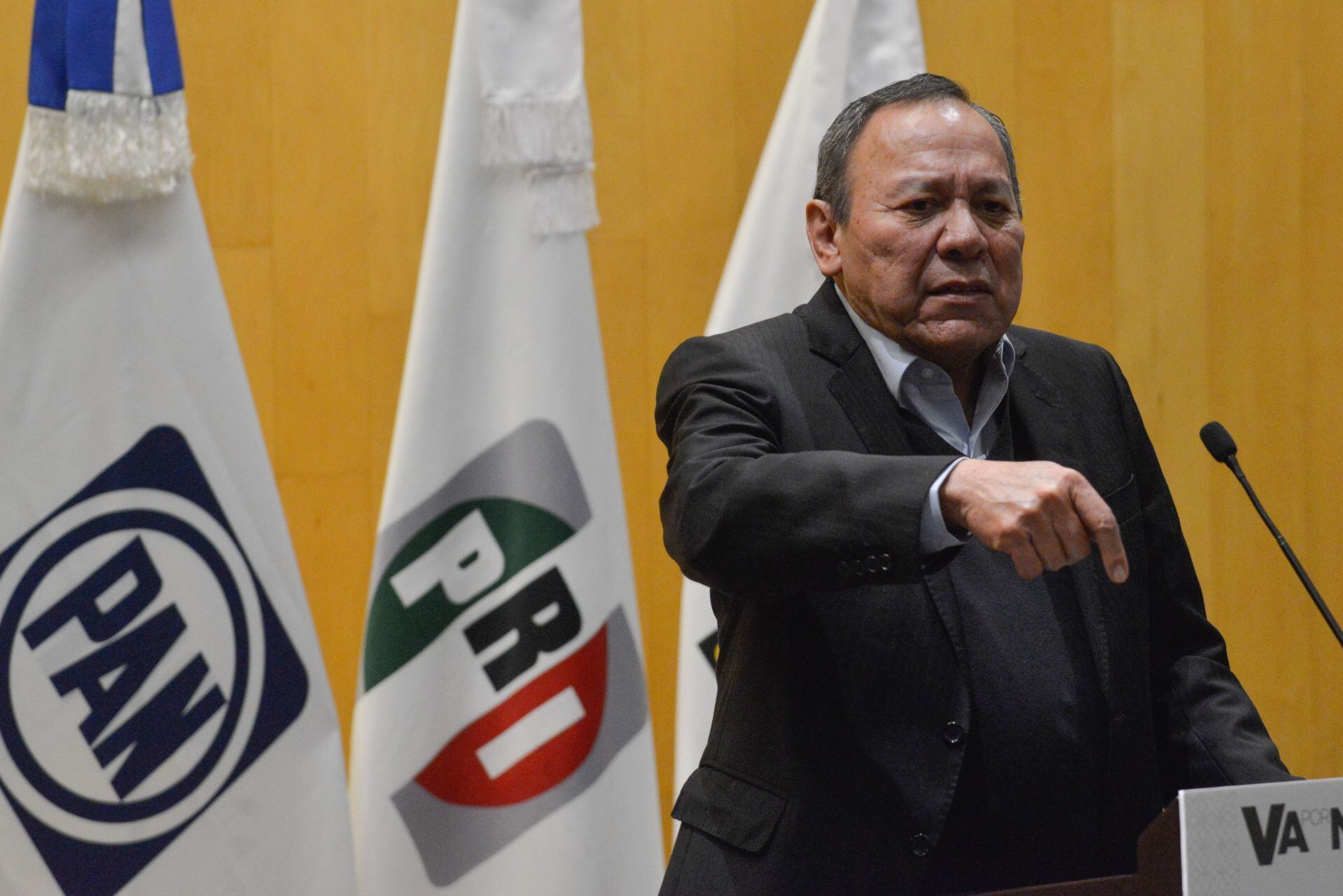 Jesús Zambrano, dirigente nacional del PRD