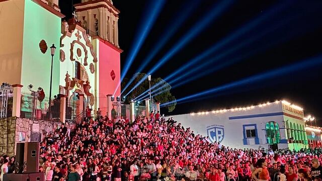 Grito de Independencia en Santiago, NL. Foto: Plácido Garza