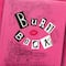 El Burn Book de Mean Girls es real: Paso a paso para poner tu foto y subirla a redes sociales
